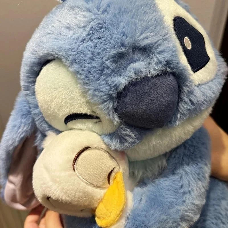 Pelúcia Stitch Patinho Amigo – Grande Antialérgico 30cm